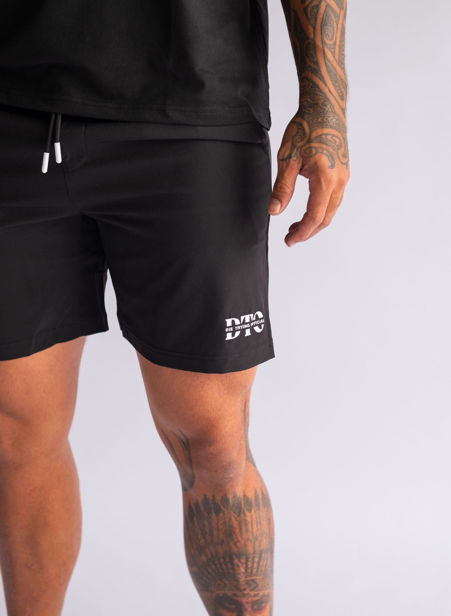 Contender 6" Training Shorts
