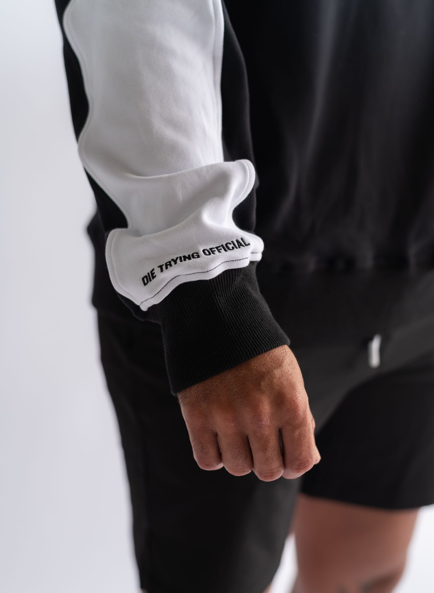 Core Crew Neck Sweater - Black